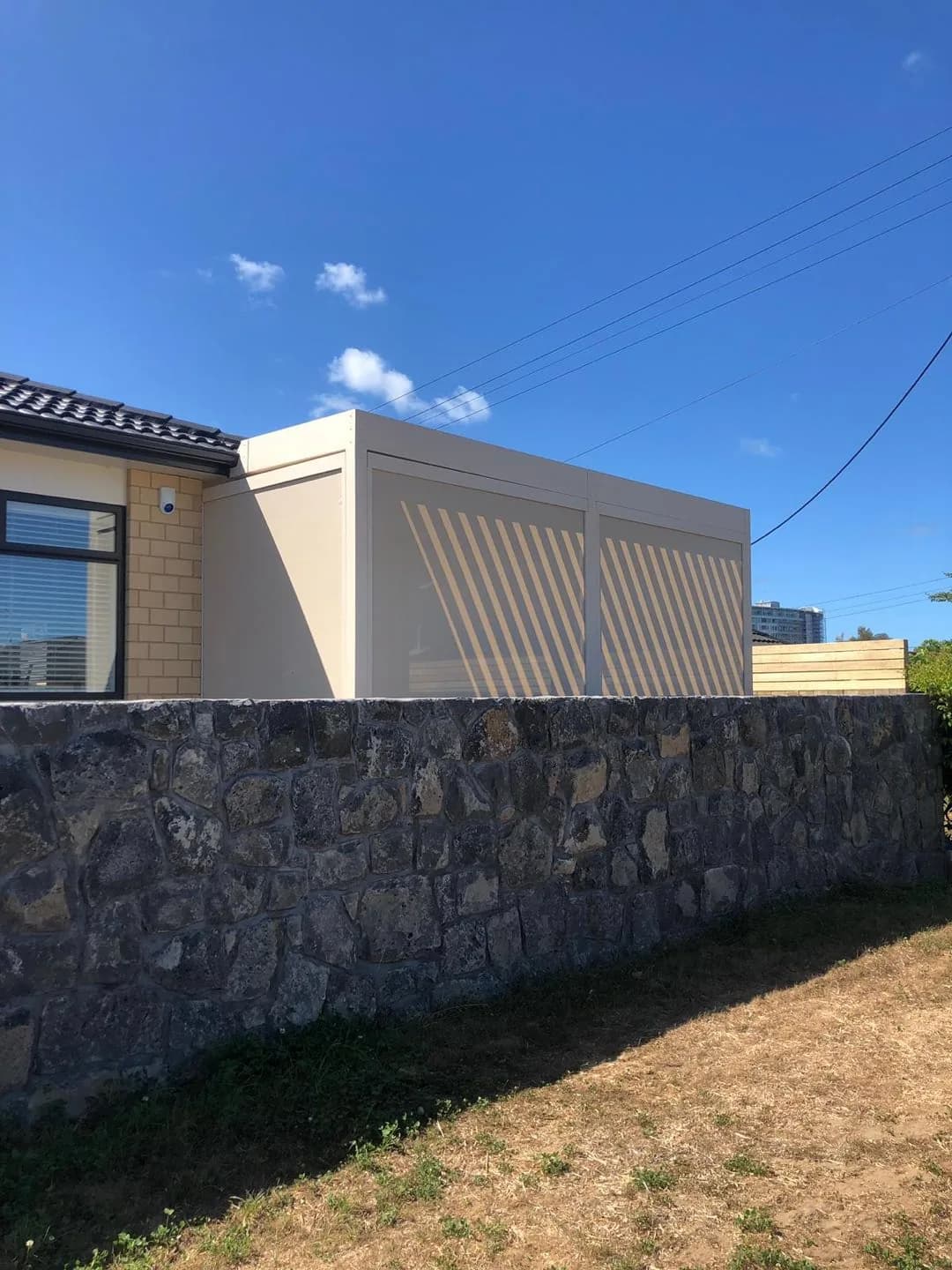 Aluminium slat gate and fence