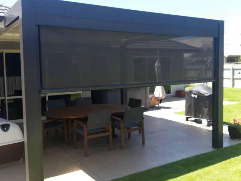 Zip track outdoor blinds